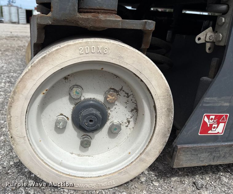 image for item EC4415 2016 Skyjack SJIII 3219 scissor lift