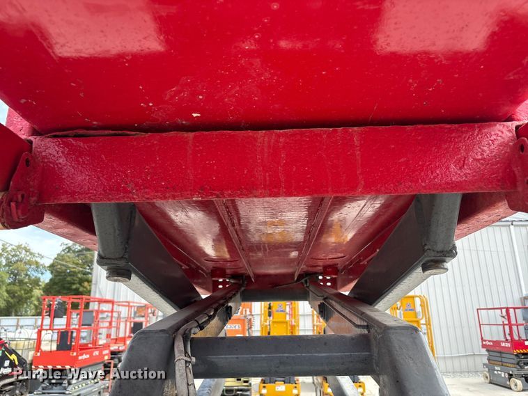 image for item EC4416 2016 Skyjack SJIII 3219 scissor lift