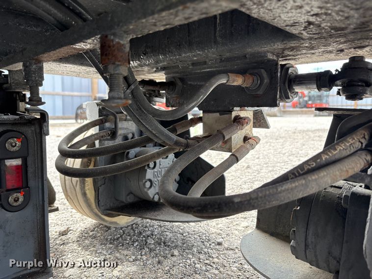 image for item EC4416 2016 Skyjack SJIII 3219 scissor lift