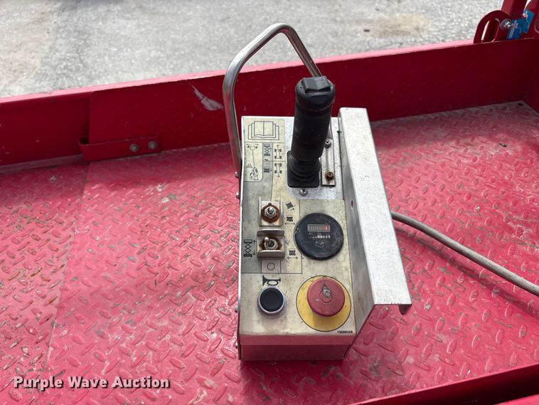 image for item EC4416 2016 Skyjack SJIII 3219 scissor lift