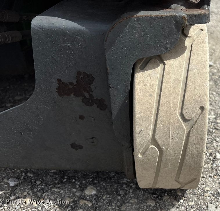 image for item EC4416 2016 Skyjack SJIII 3219 scissor lift