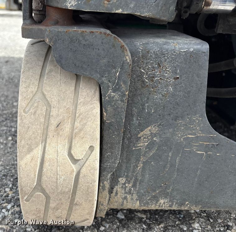 image for item EC4416 2016 Skyjack SJIII 3219 scissor lift