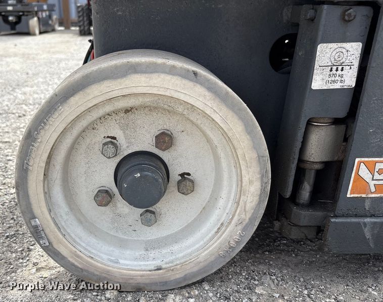 image for item EC4416 2016 Skyjack SJIII 3219 scissor lift