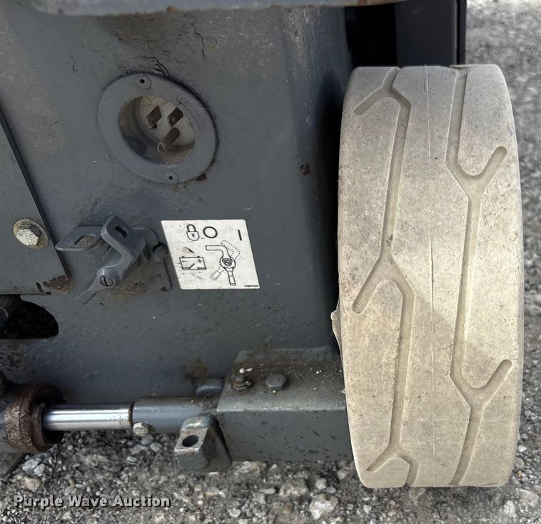 image for item EC4416 2016 Skyjack SJIII 3219 scissor lift