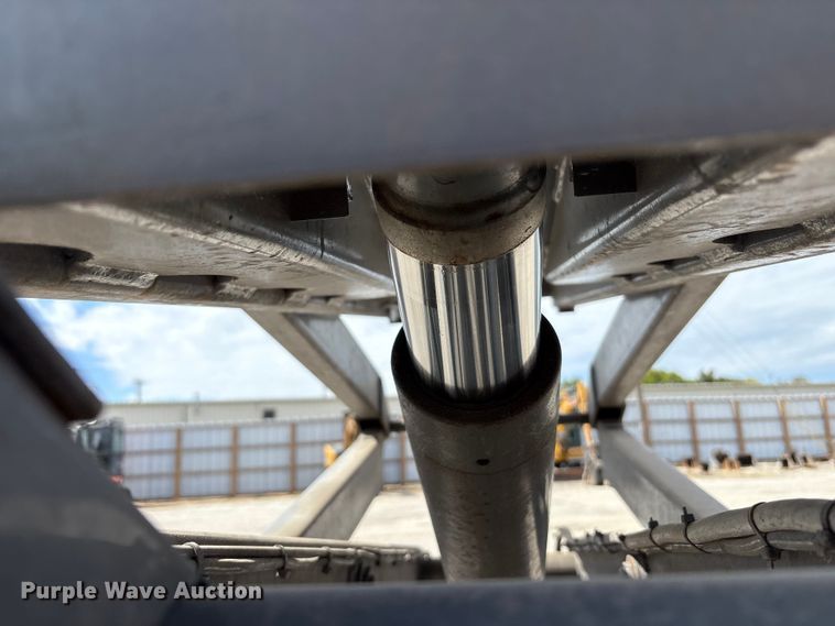 image for item EC4417 Skyjack SJIII 3219 scissor lift