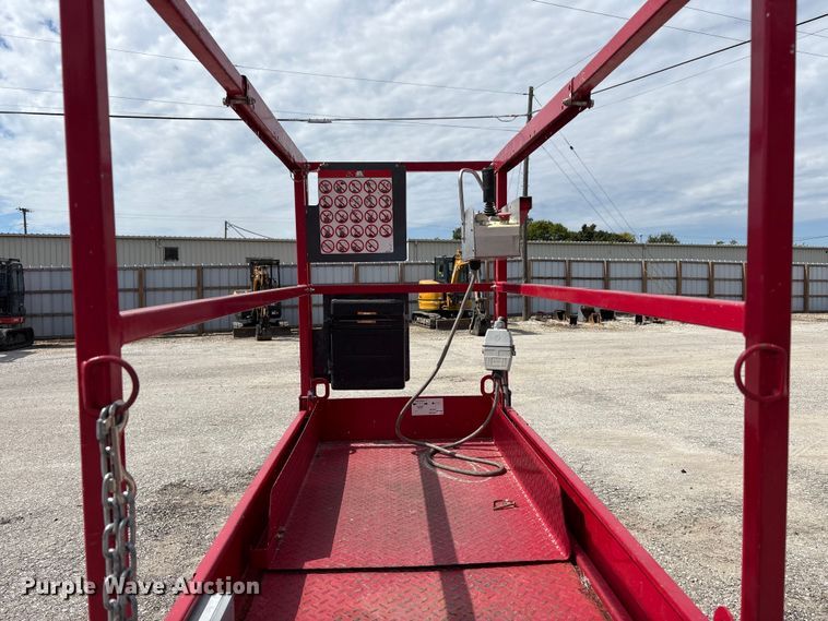 image for item EC4417 Skyjack SJIII 3219 scissor lift