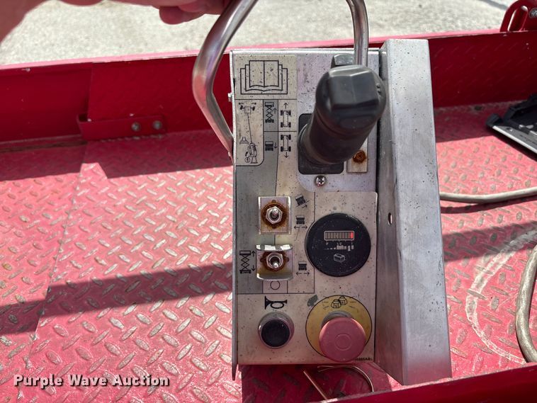 image for item EC4417 Skyjack SJIII 3219 scissor lift