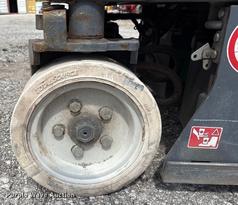 image for item EC4417 Skyjack SJIII 3219 scissor lift