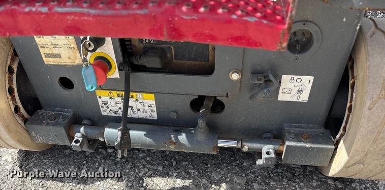 image for item EC4417 Skyjack SJIII 3219 scissor lift