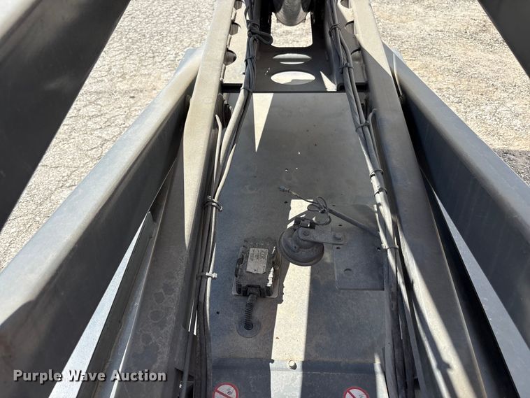 image for item EC4418 Skyjack SJIII 3219 scissor lift