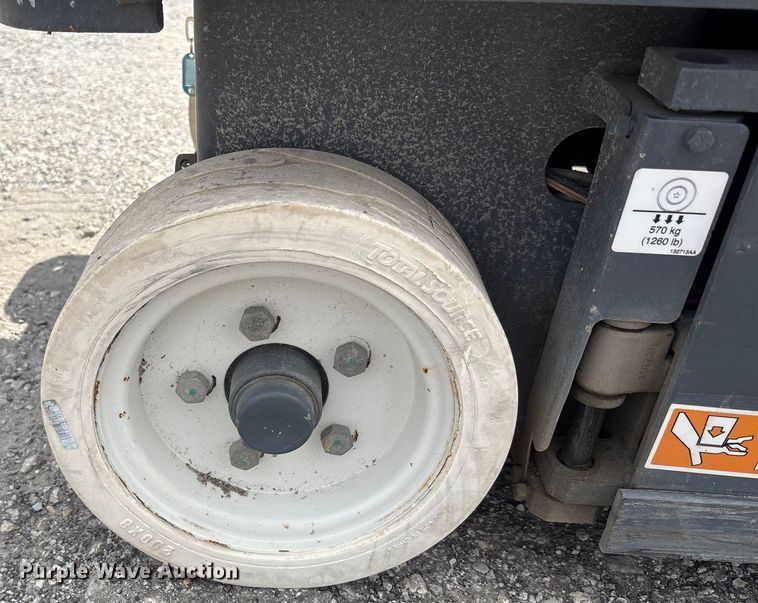 image for item EC4418 Skyjack SJIII 3219 scissor lift