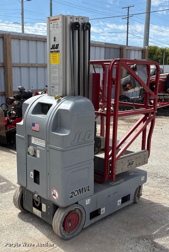 image for item EC4419 2012 JLG 20MVL vertical lift