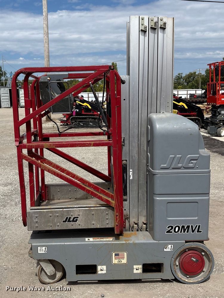 image for item EC4419 2012 JLG 20MVL vertical lift