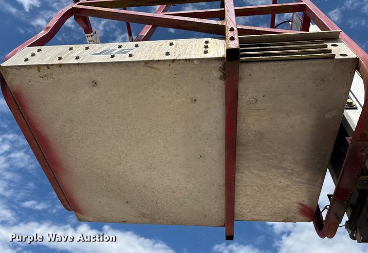 image for item EC4419 2012 JLG 20MVL vertical lift