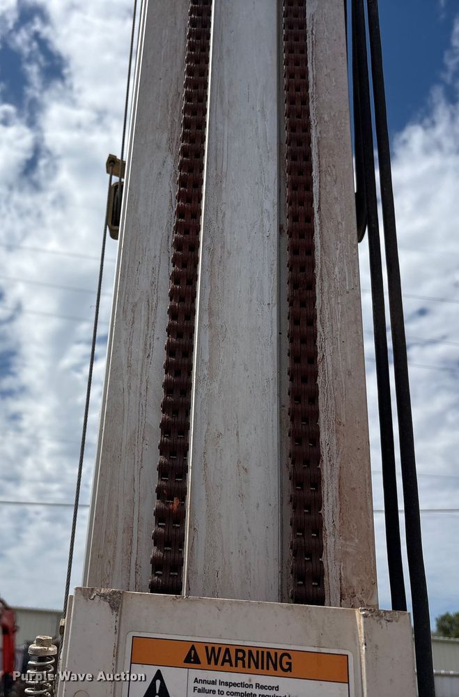 image for item EC4419 2012 JLG 20MVL vertical lift