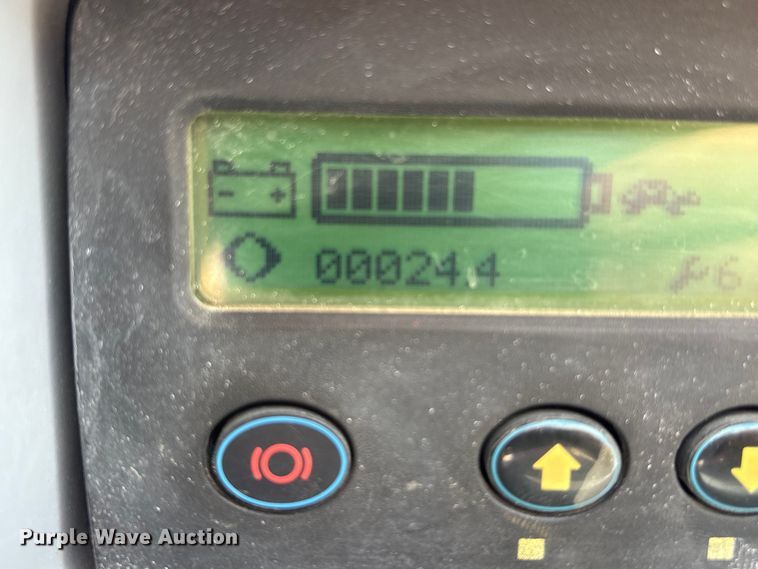 image for item EC4419 2012 JLG 20MVL vertical lift