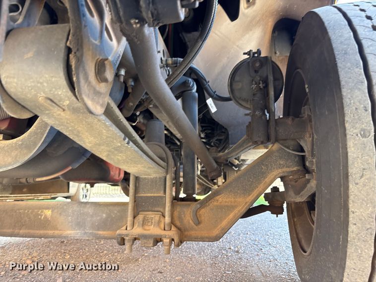 image for item EC7995 2008 Blue Bird Vision school bus