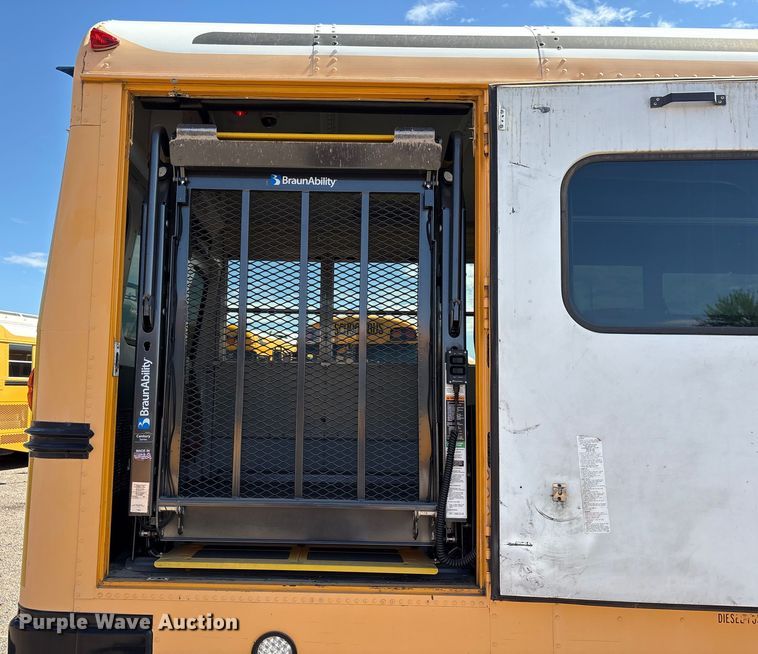 image for item EC7995 2008 Blue Bird Vision school bus