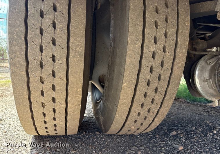 image for item EC7995 2008 Blue Bird Vision school bus