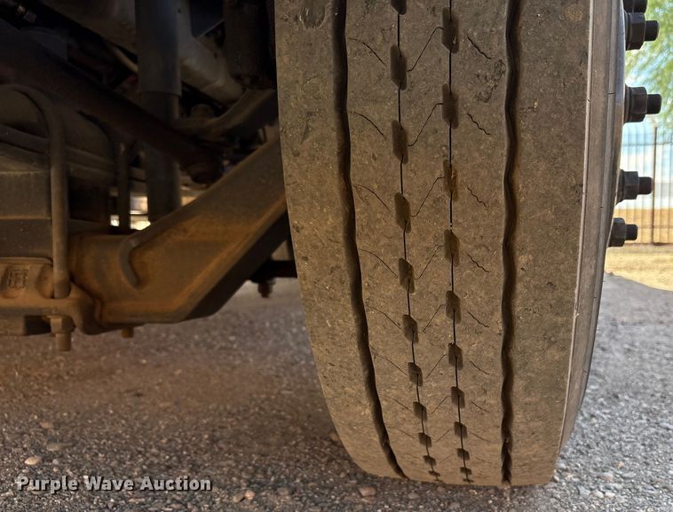 image for item EC7995 2008 Blue Bird Vision school bus