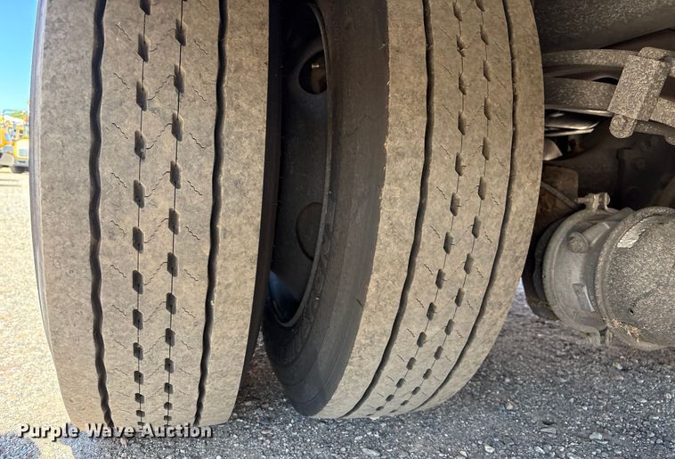 image for item EC7997 2008 Blue Bird Vision school bus