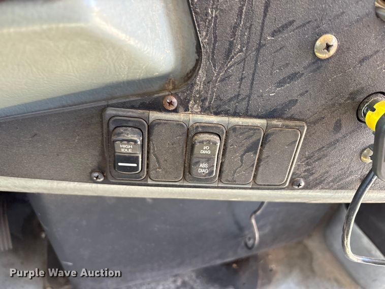 image for item EC7998 2008 Blue Bird Vision school bus