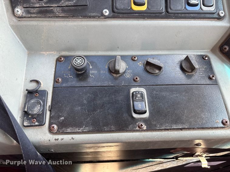 image for item EC7998 2008 Blue Bird Vision school bus