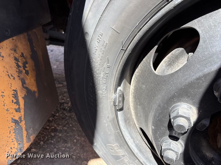 image for item EC7998 2008 Blue Bird Vision school bus