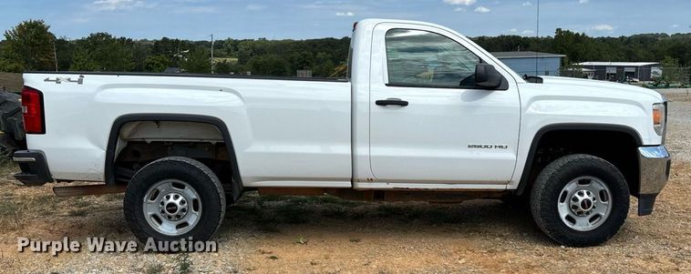 image for item ED2209 2015 GMC Sierra 2500HD pickup truck