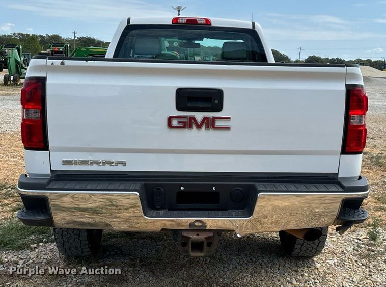 image for item ED2209 2015 GMC Sierra 2500HD pickup truck
