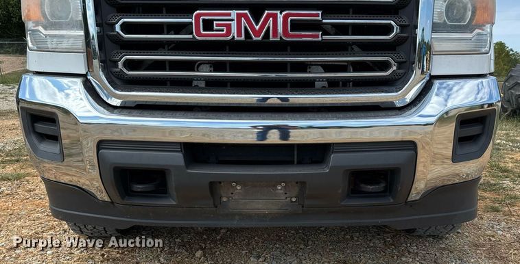 image for item ED2209 2015 GMC Sierra 2500HD pickup truck