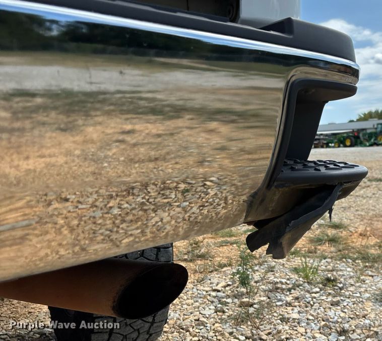 image for item ED2209 2015 GMC Sierra 2500HD pickup truck