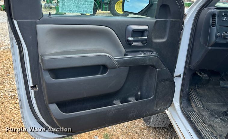 image for item ED2209 2015 GMC Sierra 2500HD pickup truck