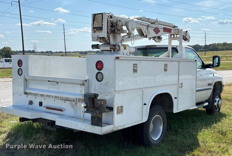 image for item ED2213 2002 Dodge Ram 3500 utility bed pickup truck