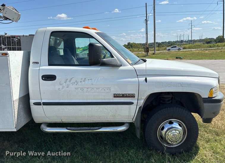 image for item ED2213 2002 Dodge Ram 3500 utility bed pickup truck