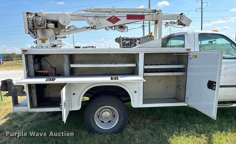 image for item ED2213 2002 Dodge Ram 3500 utility bed pickup truck