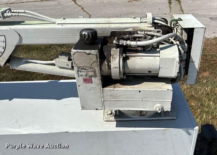 image for item ED2213 2002 Dodge Ram 3500 utility bed pickup truck