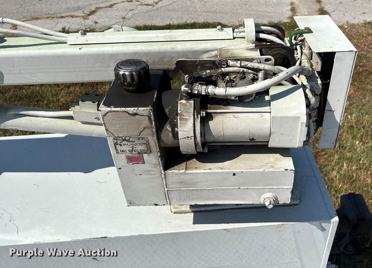 image for item ED2213 2002 Dodge Ram 3500 utility bed pickup truck