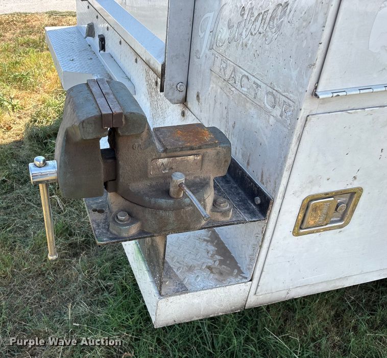 image for item ED2213 2002 Dodge Ram 3500 utility bed pickup truck