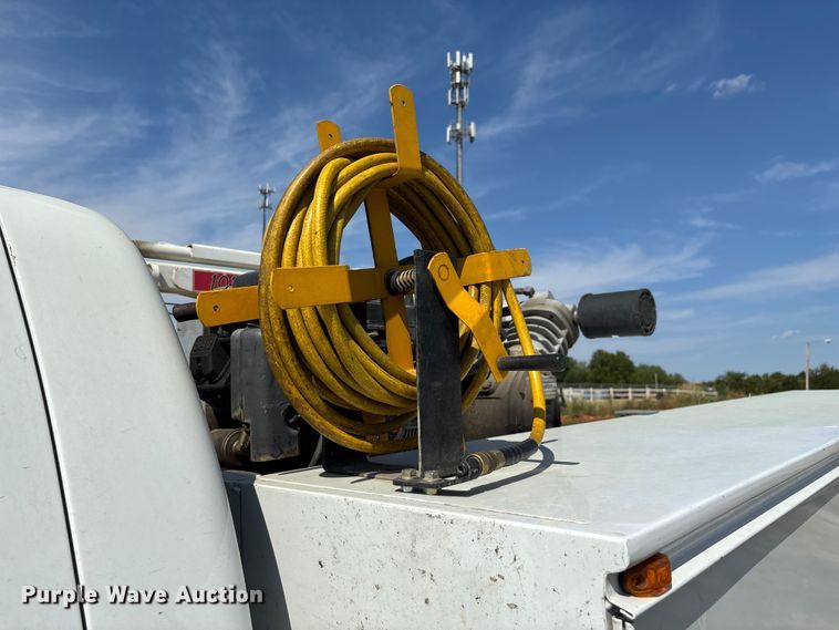 image for item ED2213 2002 Dodge Ram 3500 utility bed pickup truck