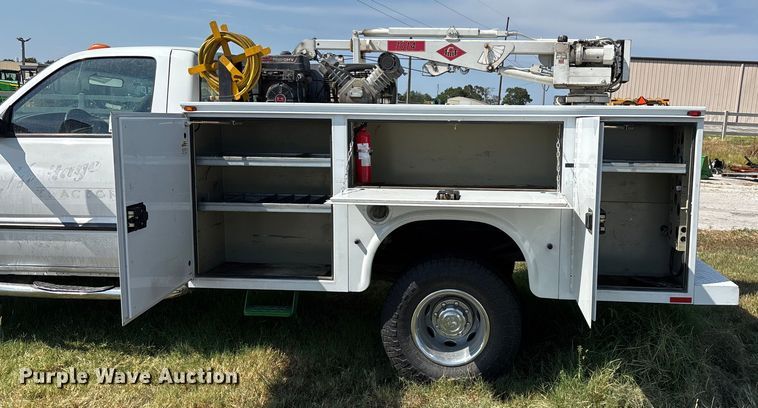 image for item ED2213 2002 Dodge Ram 3500 utility bed pickup truck