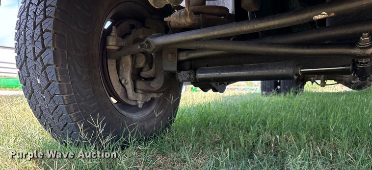 image for item ED2213 2002 Dodge Ram 3500 utility bed pickup truck