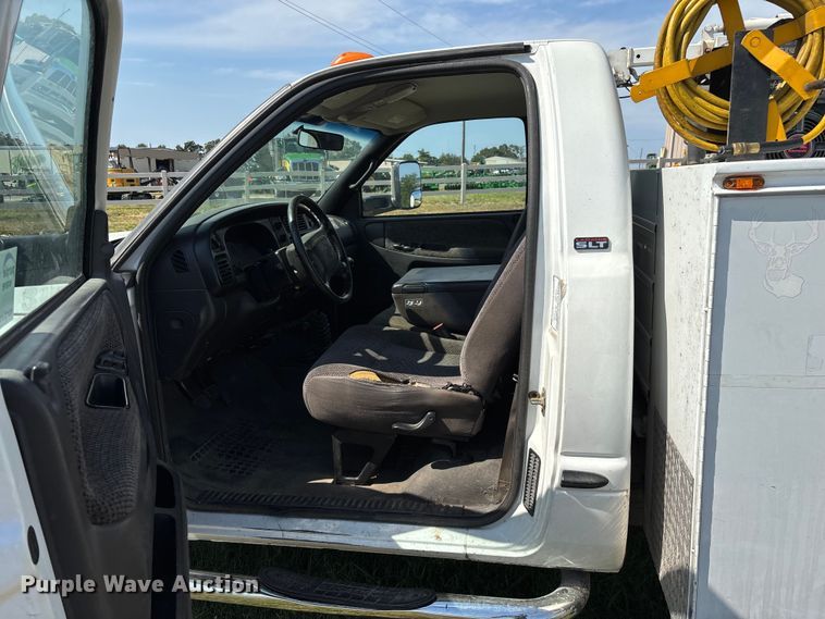 image for item ED2213 2002 Dodge Ram 3500 utility bed pickup truck