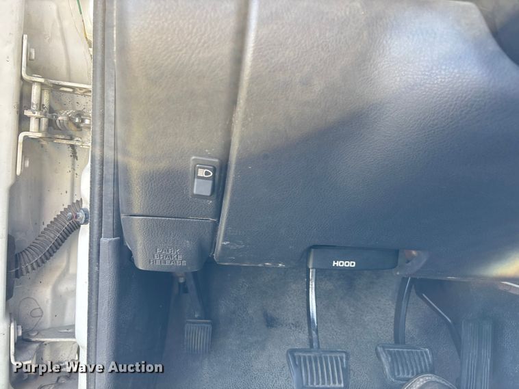 image for item ED2213 2002 Dodge Ram 3500 utility bed pickup truck