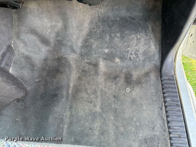 image for item ED2213 2002 Dodge Ram 3500 utility bed pickup truck