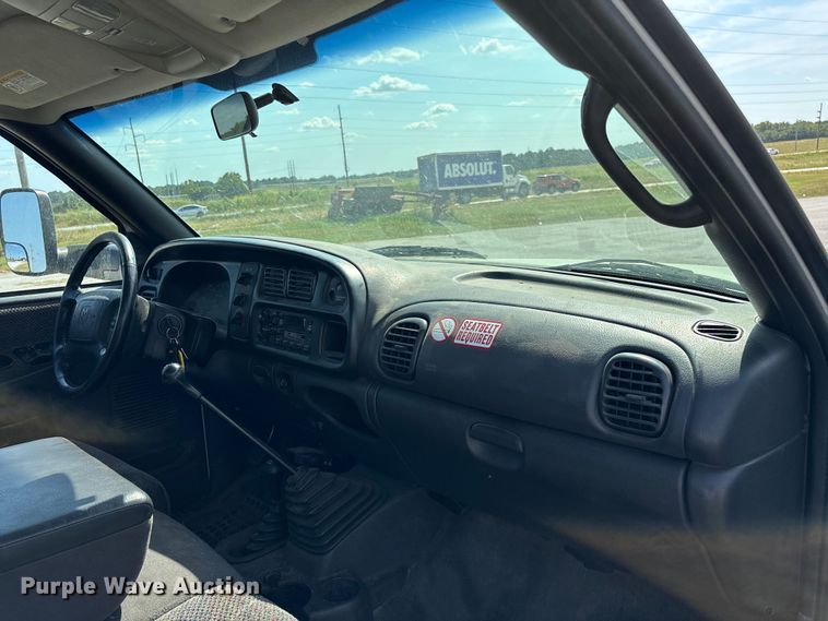 image for item ED2213 2002 Dodge Ram 3500 utility bed pickup truck