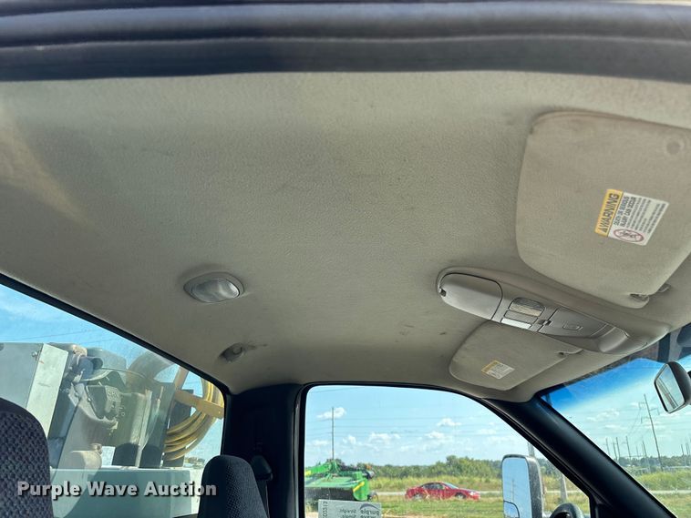 image for item ED2213 2002 Dodge Ram 3500 utility bed pickup truck