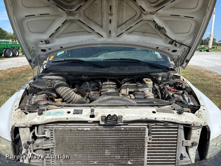 image for item ED2213 2002 Dodge Ram 3500 utility bed pickup truck