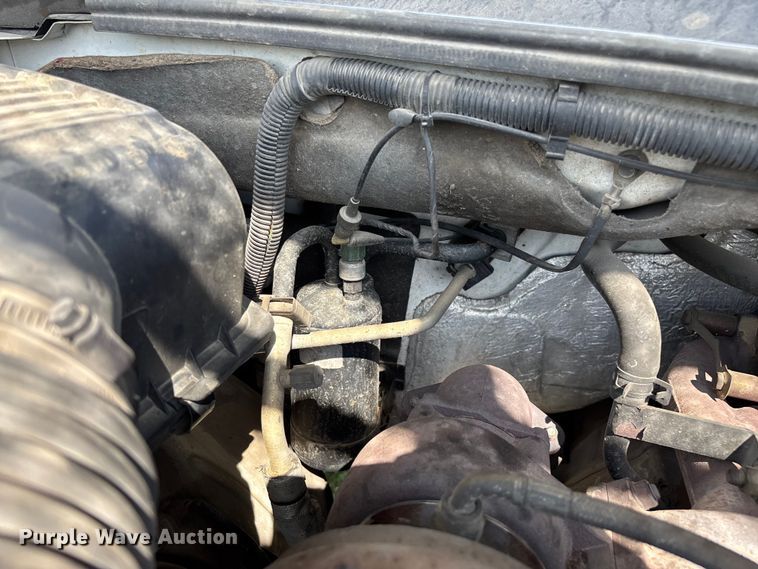 image for item ED2213 2002 Dodge Ram 3500 utility bed pickup truck