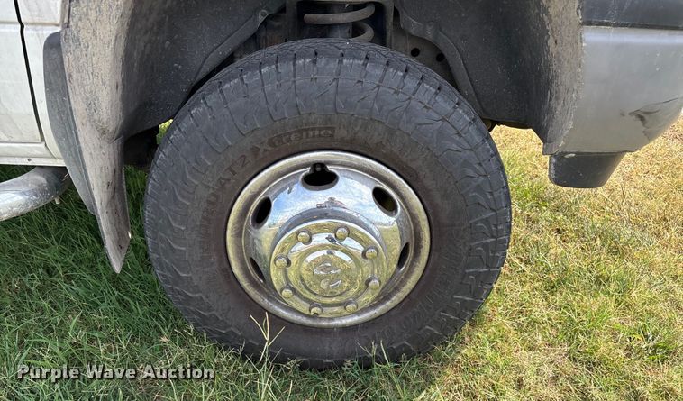 image for item ED2213 2002 Dodge Ram 3500 utility bed pickup truck